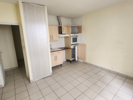 Location Appartement 2 pièces Tours (37000)